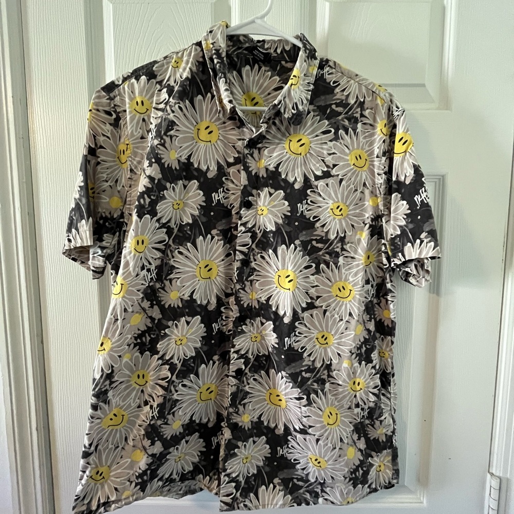 Neff Black Floral Smile Daisy Button-Down Shirt